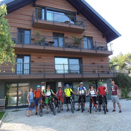 Bed & Breakfast Base Camp Krize Exterior photo