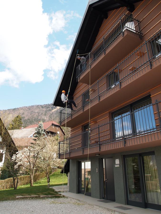 Bed & Breakfast Base Camp Krize Exterior photo