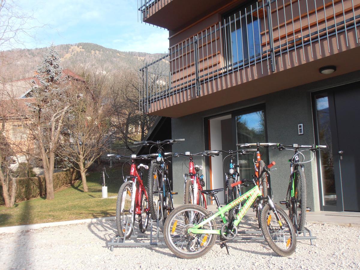 Bed & Breakfast Base Camp Krize Exterior photo